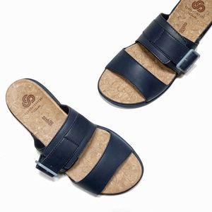 clarks navy blue sandals